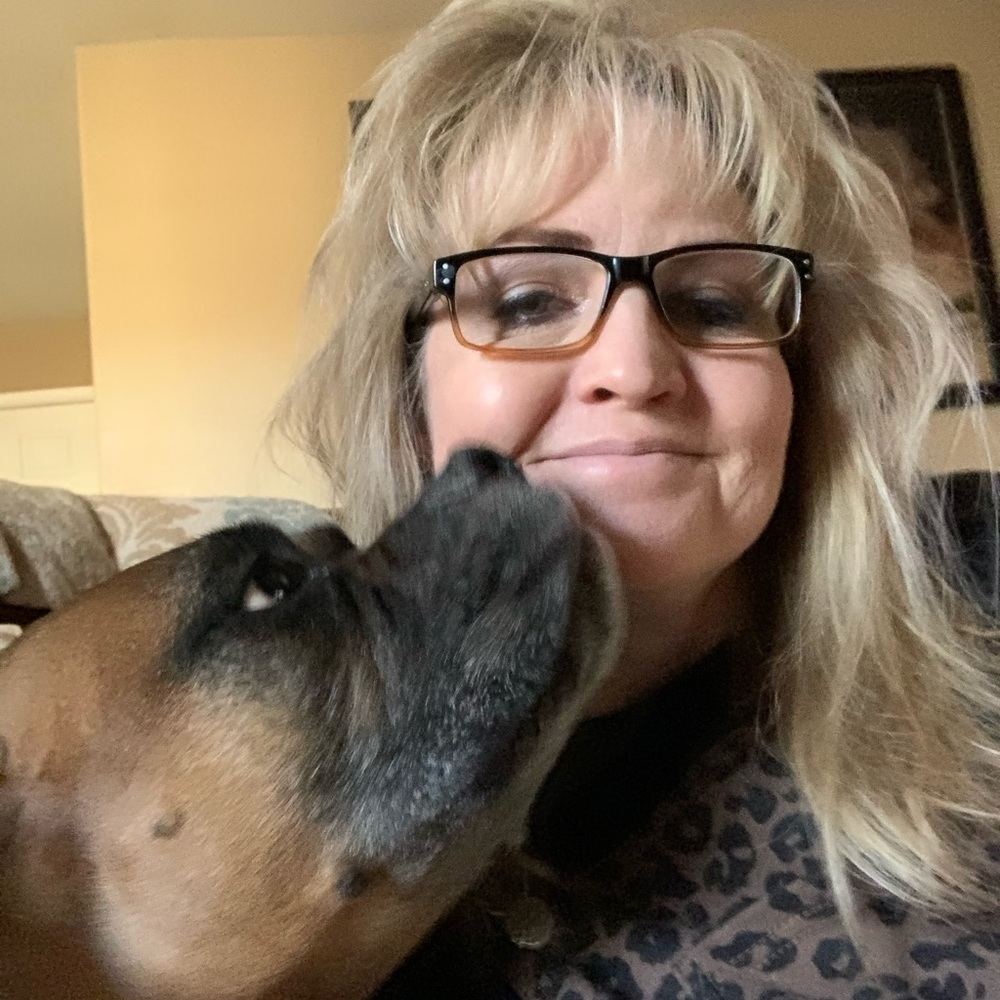 Meet your Posher, Jen